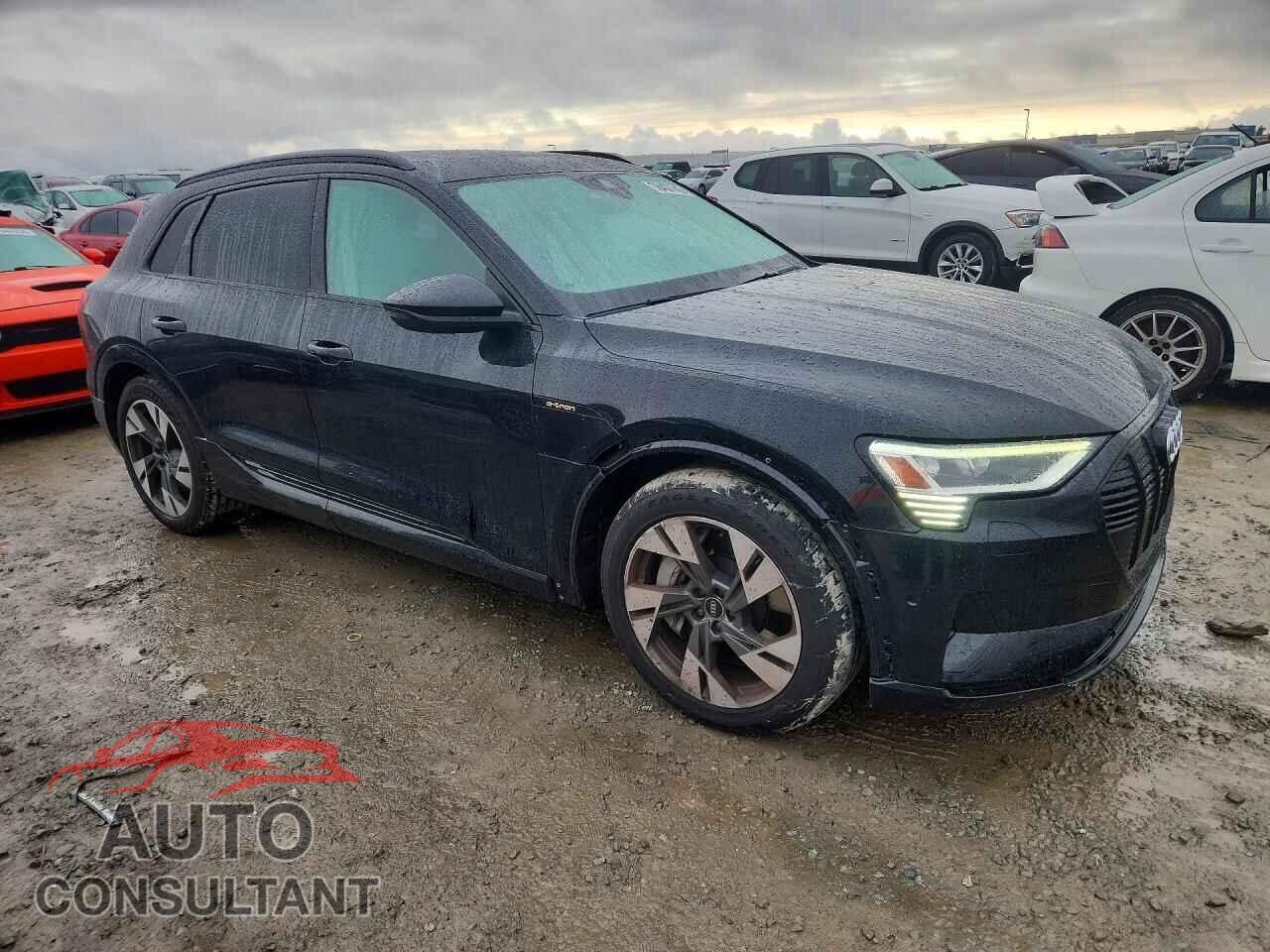 AUDI E-TRON 2021 - WA1AAAGE8MB018548