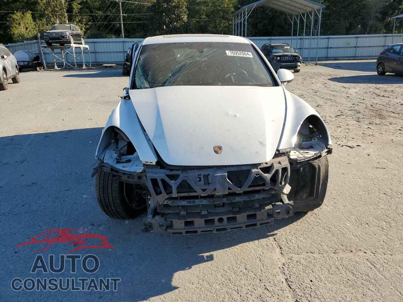 PORSCHE CAYENNE 2013 - WP1AA2A24DLA01801