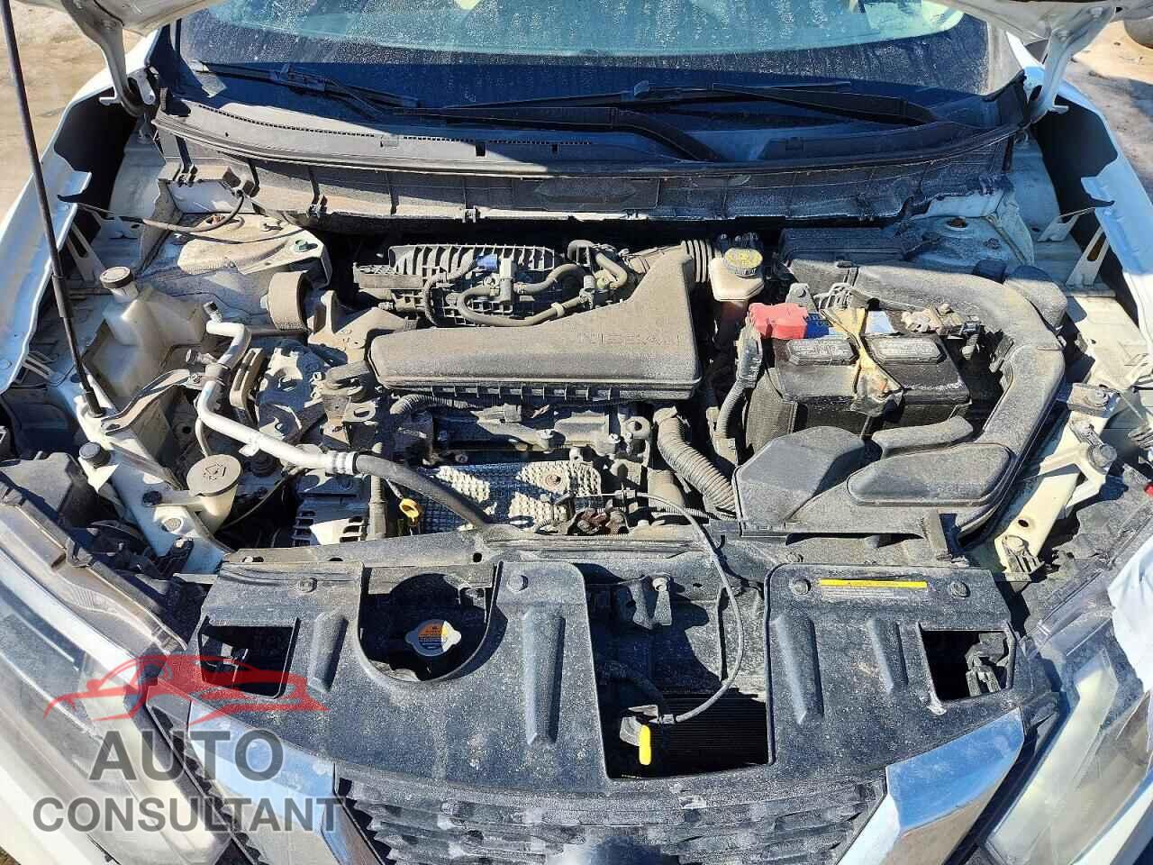 NISSAN ROGUE 2017 - KNMAT2MT5HP561325