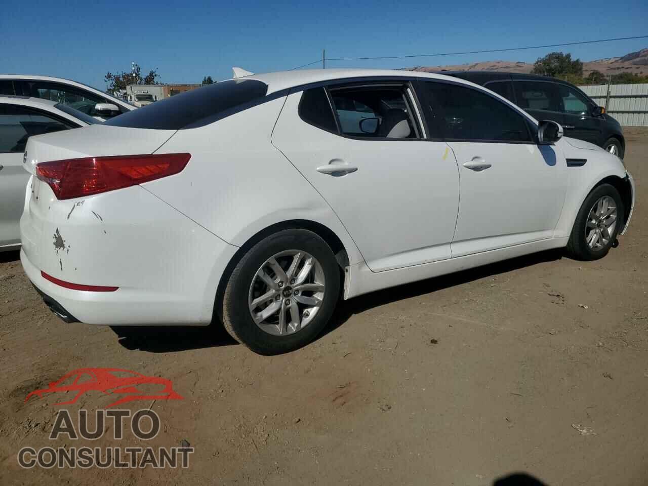 KIA OPTIMA 2011 - KNAGM4A79B5124082