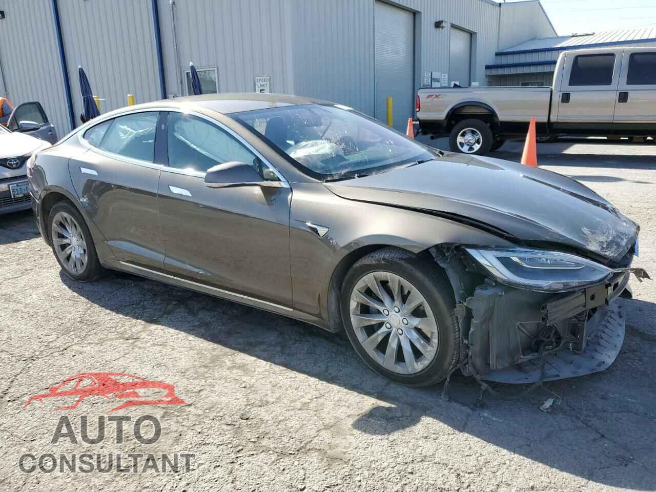 TESLA MODEL S 2016 - 5YJSA1E28GF164985