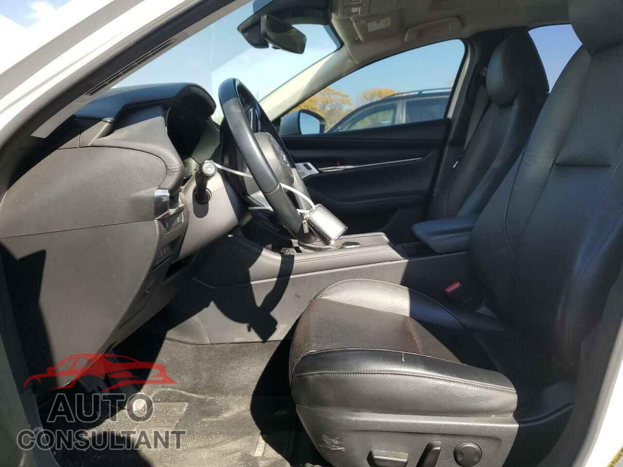 MAZDA 3 2019 - JM1BPACM2K1101336