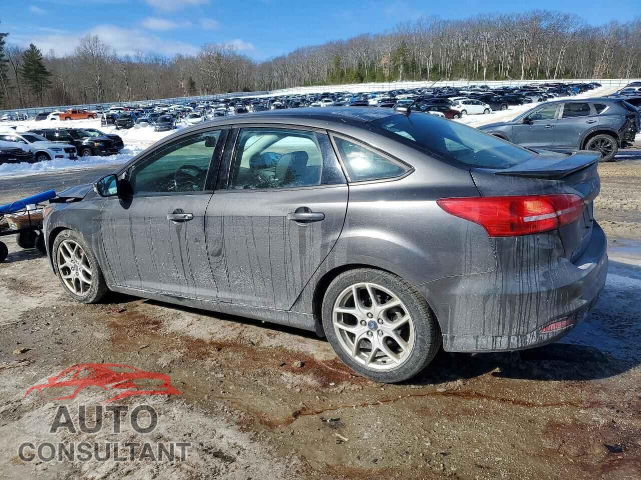 FORD FOCUS 2015 - 1FADP3F24FL271261