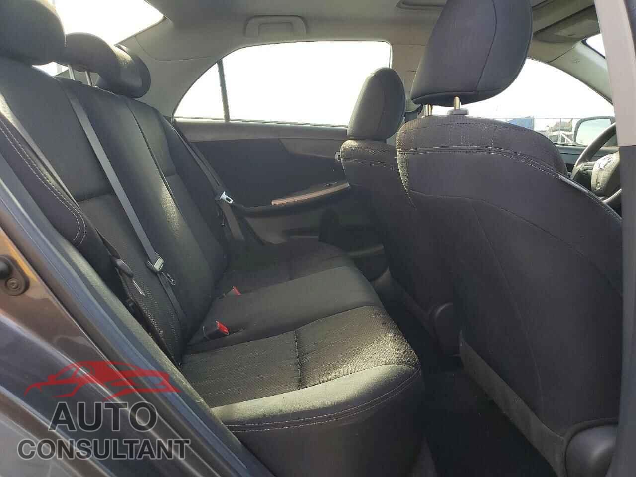 TOYOTA COROLLA 2013 - 5YFBU4EEXDP105875