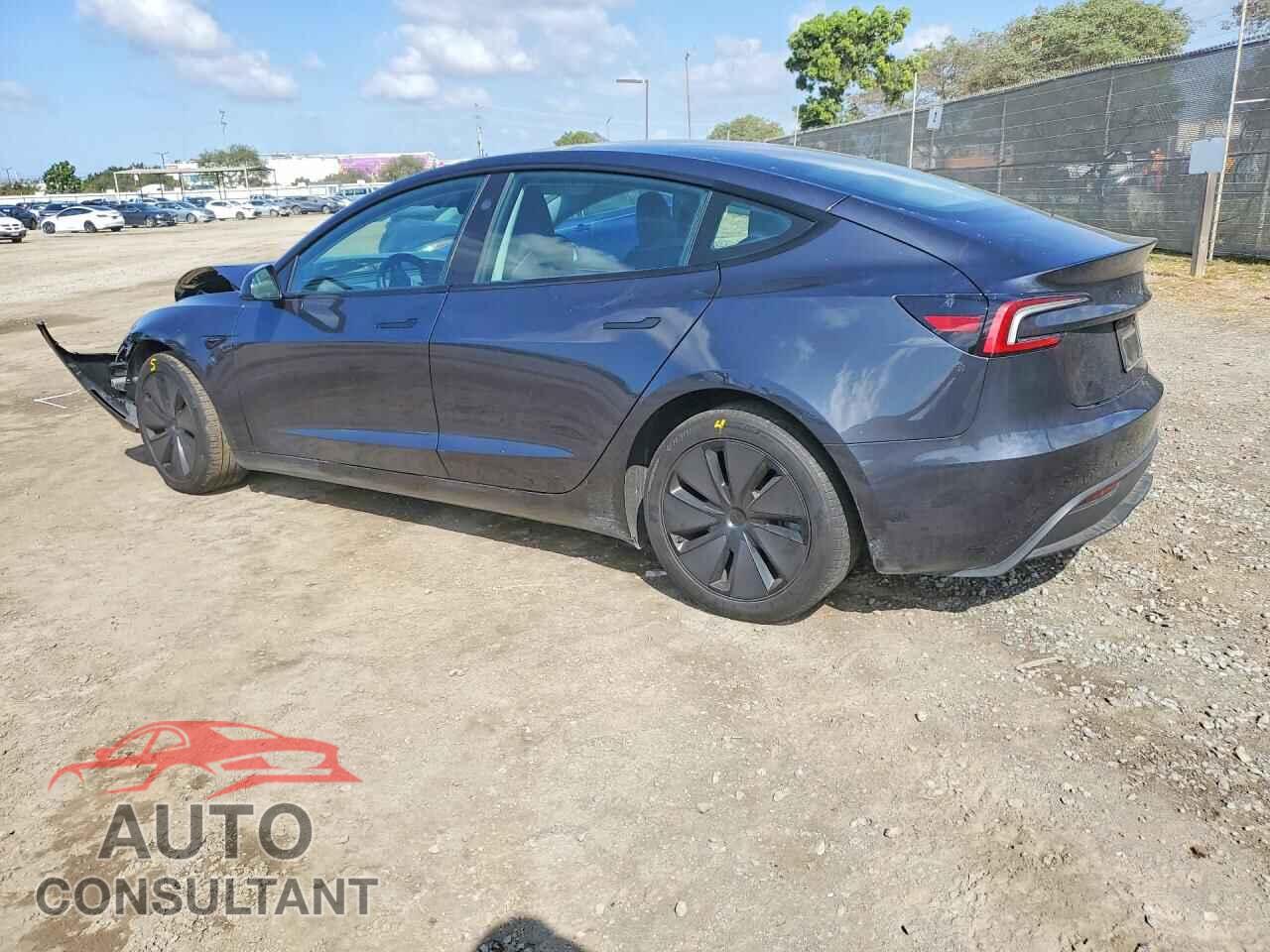 TESLA MODEL 3 2024 - 5YJ3E1EA2RF785951