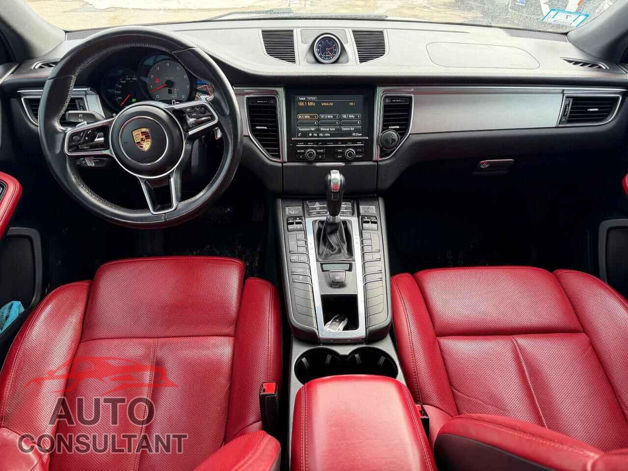 PORSCHE MACAN 2016 - WP1AB2A5XGLB54937