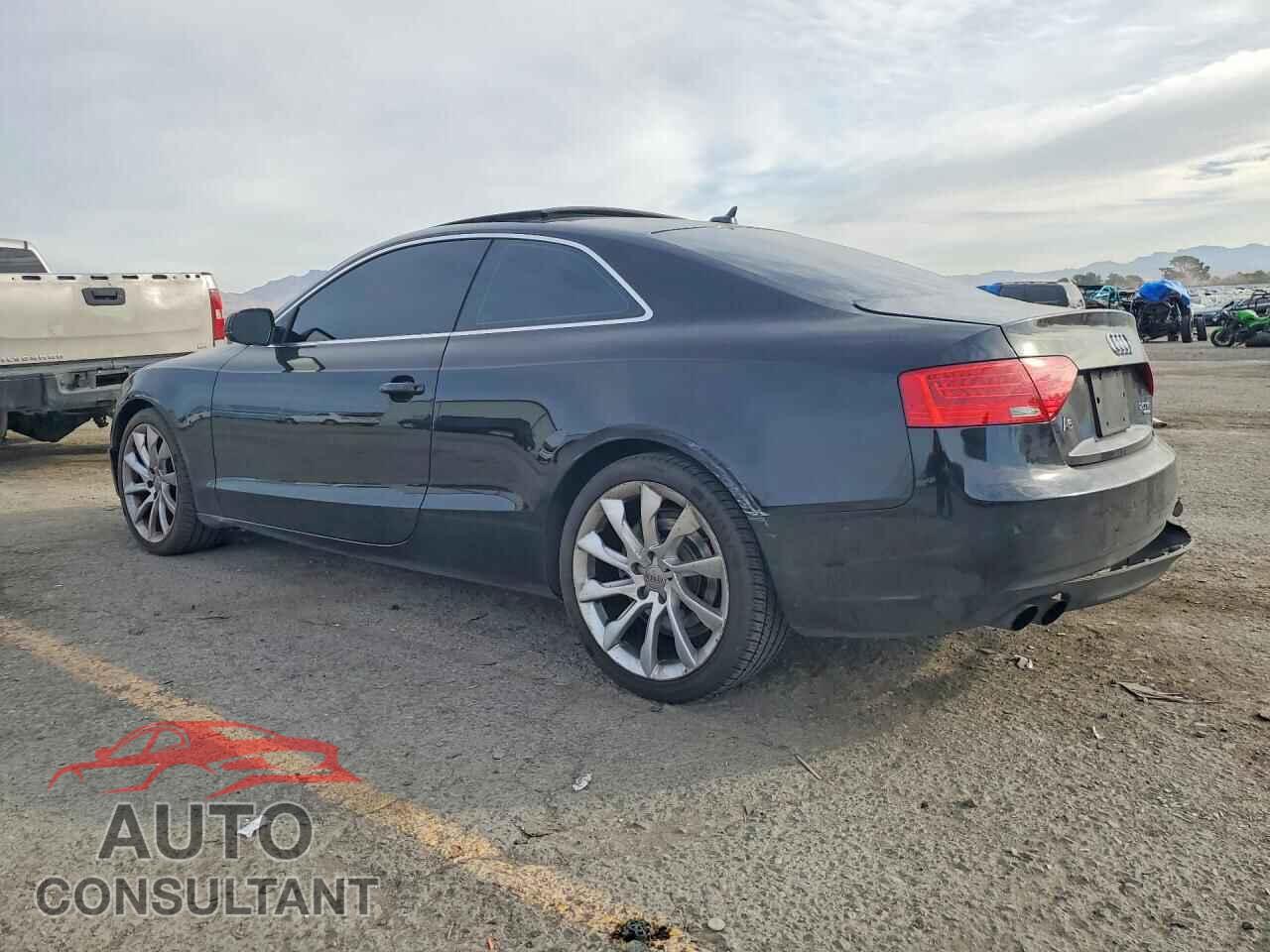 AUDI A5 2013 - WAULFAFR8DA038497