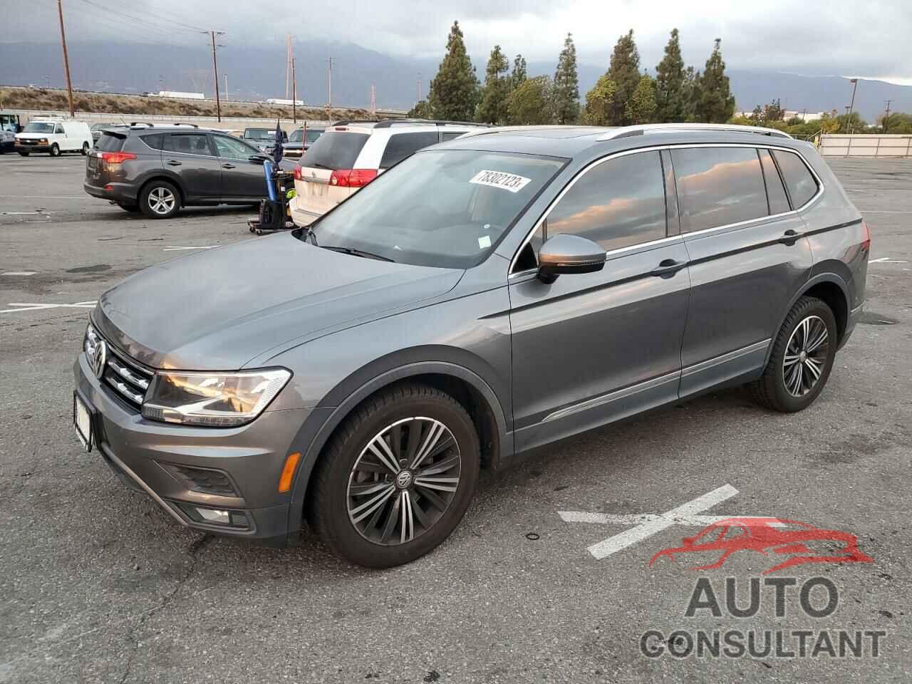 VOLKSWAGEN TIGUAN 2018 - 3VV3B7AX9JM058149