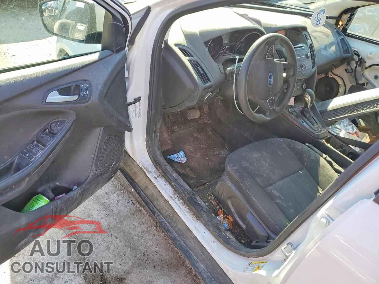 FORD FOCUS 2017 - 1FADP3F29HL320022