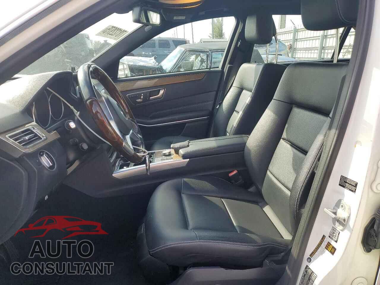 MERCEDES-BENZ E-CLASS 2015 - WDDHF5KB3FB132380
