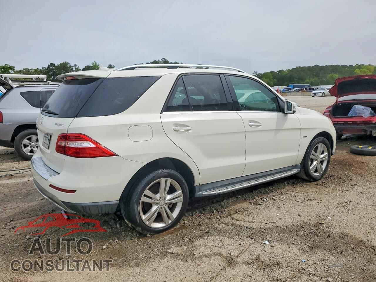 MERCEDES-BENZ M-CLASS 2012 - 4JGDA2EB3CA017521