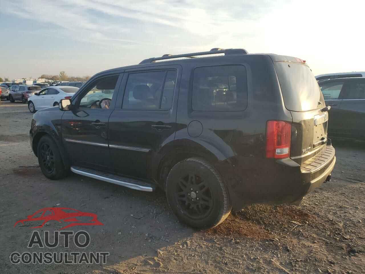 HONDA PILOT 2011 - 5FNYF4H95BB016338