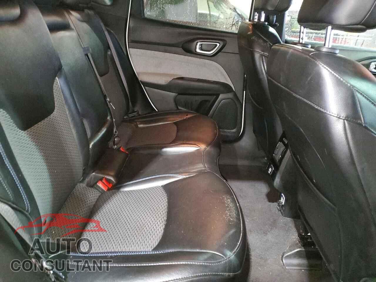 JEEP COMPASS 2023 - 3C4NJDBN4PT553038