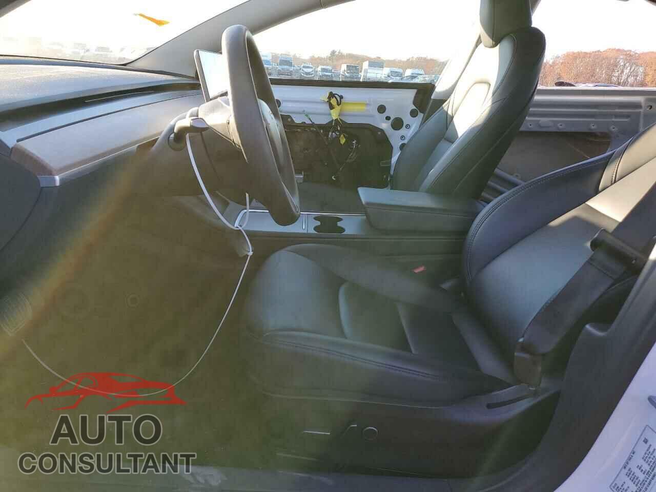 TESLA MODEL 3 2023 - 5YJ3E1EA0PF489601