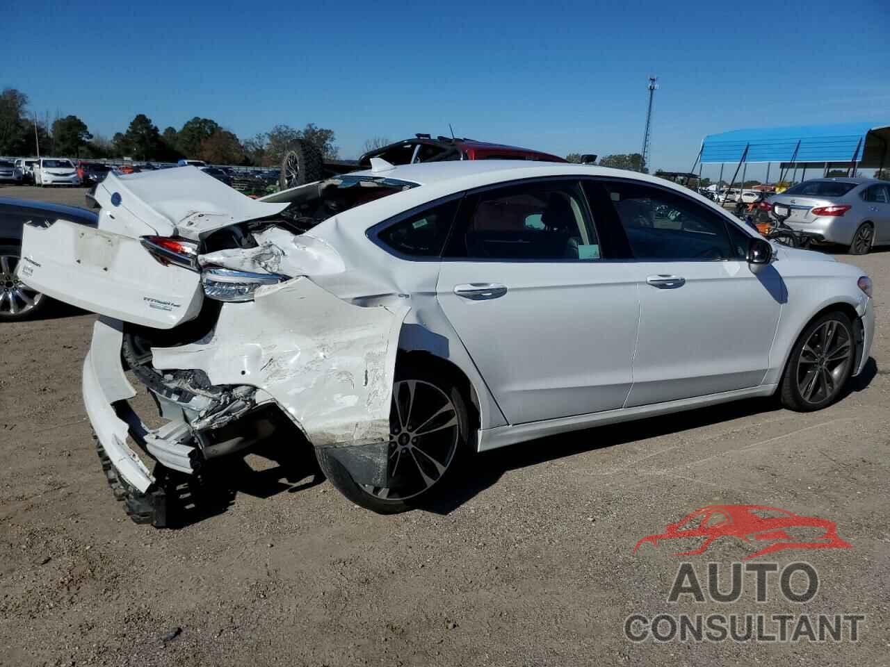 FORD FUSION 2019 - 3FA6P0D95KR153173