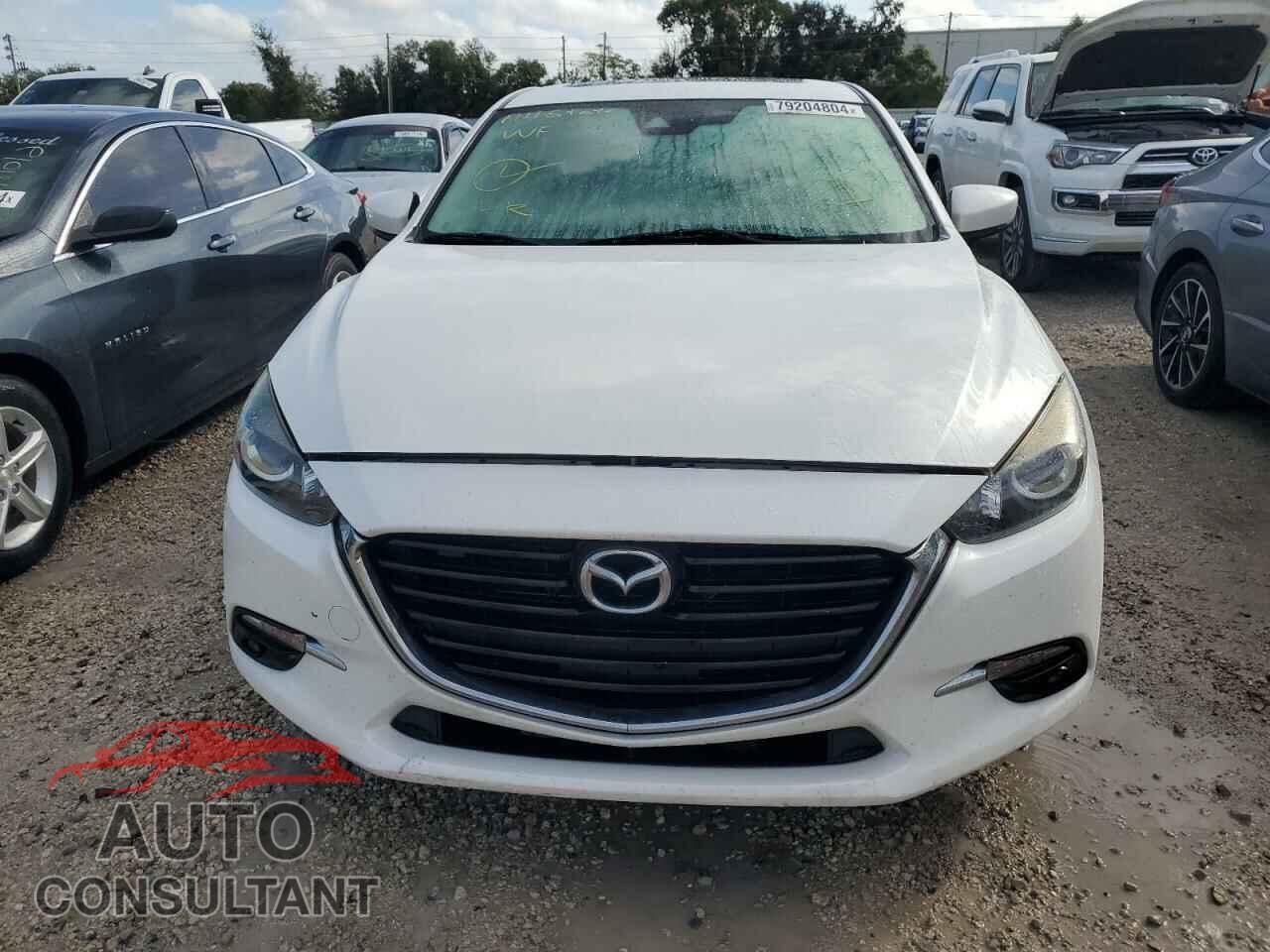 MAZDA 3 2017 - 3MZBN1W31HM131218