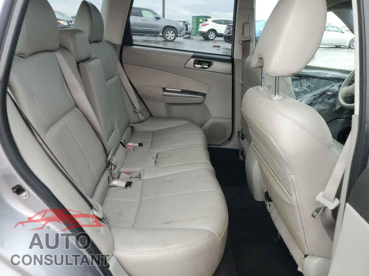 SUBARU FORESTER 2011 - JF2SHAEC1BH725848