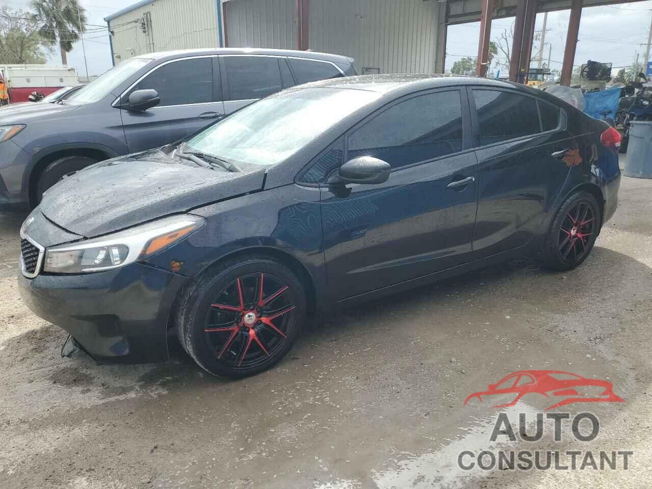 KIA FORTE 2018 - 3KPFK4A75JE228267