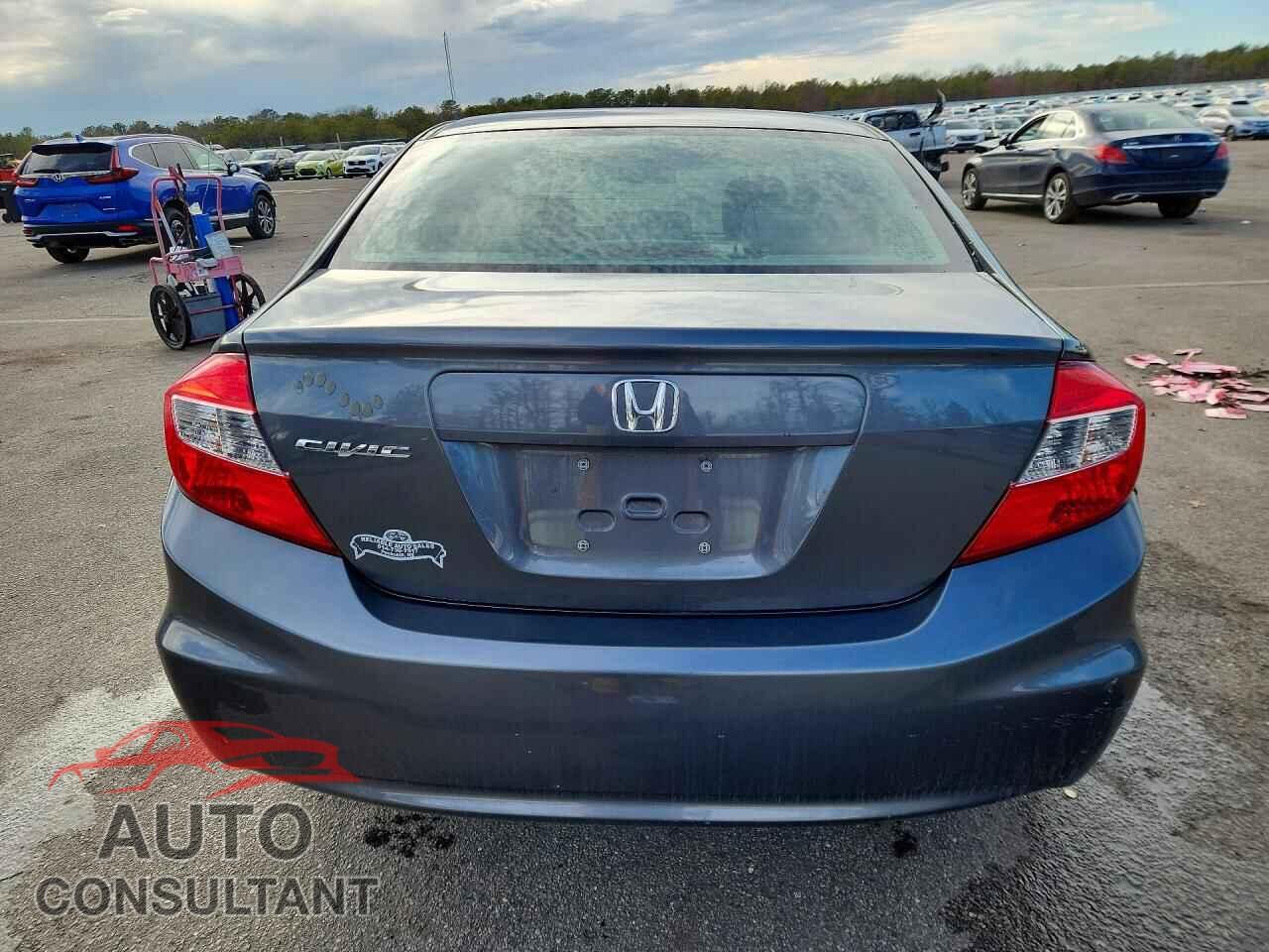 HONDA CIVIC 2012 - 2HGFB2F98CH307651