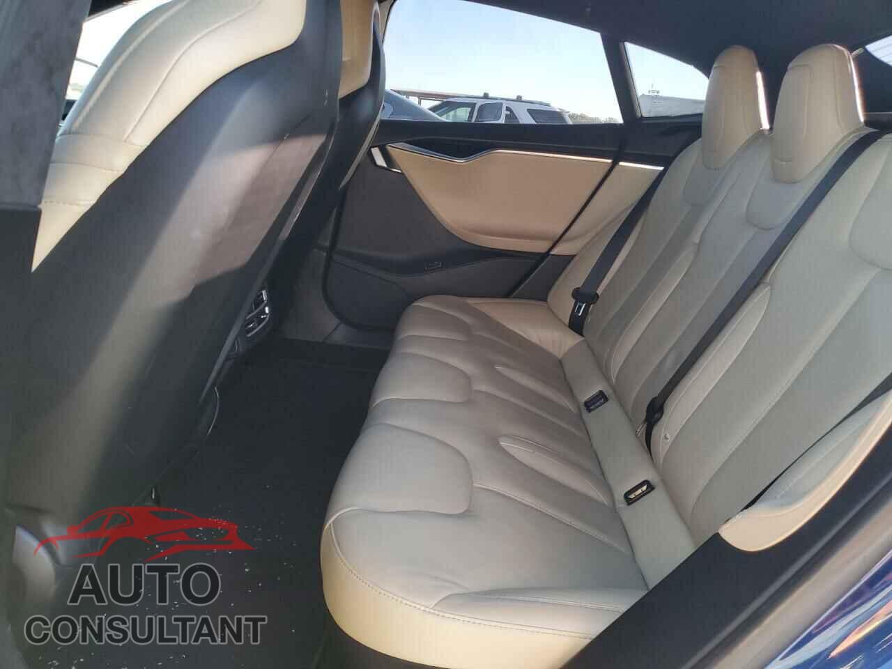 TESLA MODEL S 2016 - 5YJSA1E2XGF130269