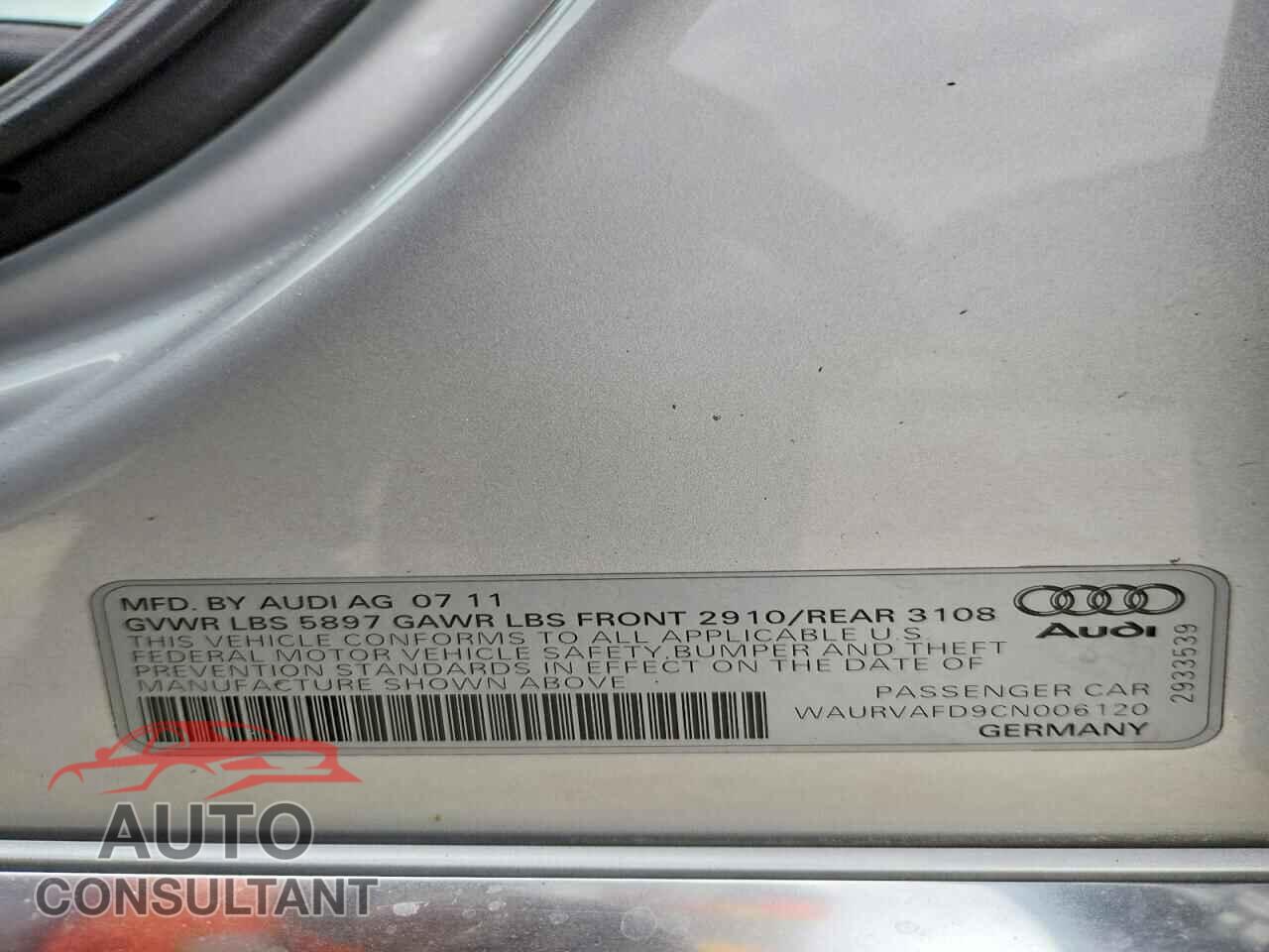 AUDI A8 2012 - WAURVAFD9CN006120