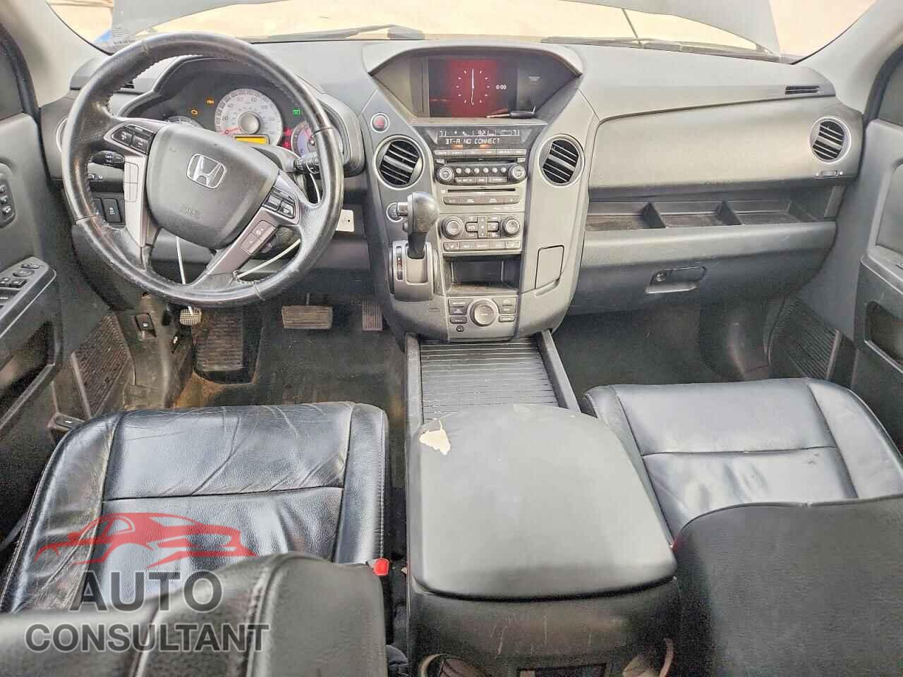 HONDA PILOT 2013 - 5FNYF4H94DB035448