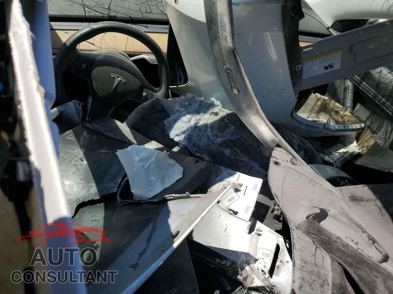 TESLA MODEL 3 2020 - 5YJ3E1EAXLF737783
