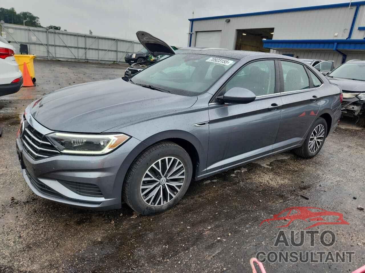 VOLKSWAGEN JETTA 2019 - 3VWE57BU5KM081025