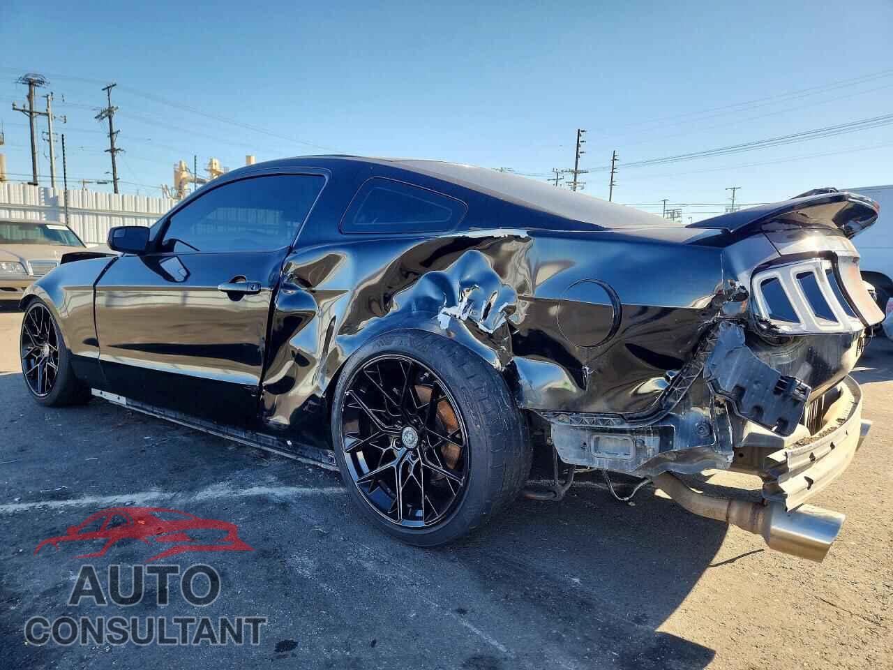 FORD MUSTANG 2014 - 1ZVBP8AM3E5201614