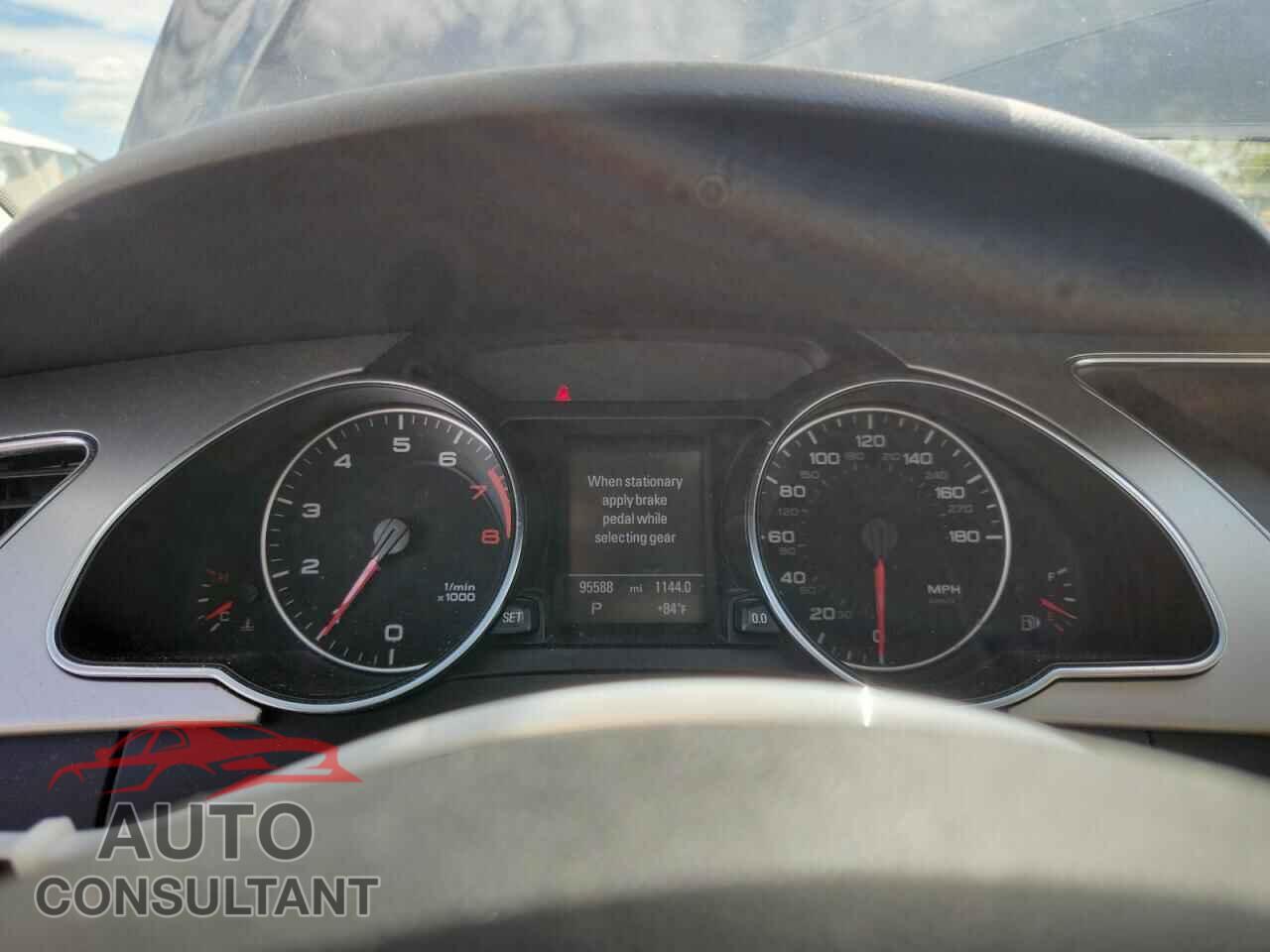 AUDI A5 2012 - WAULFAFR9CA003126