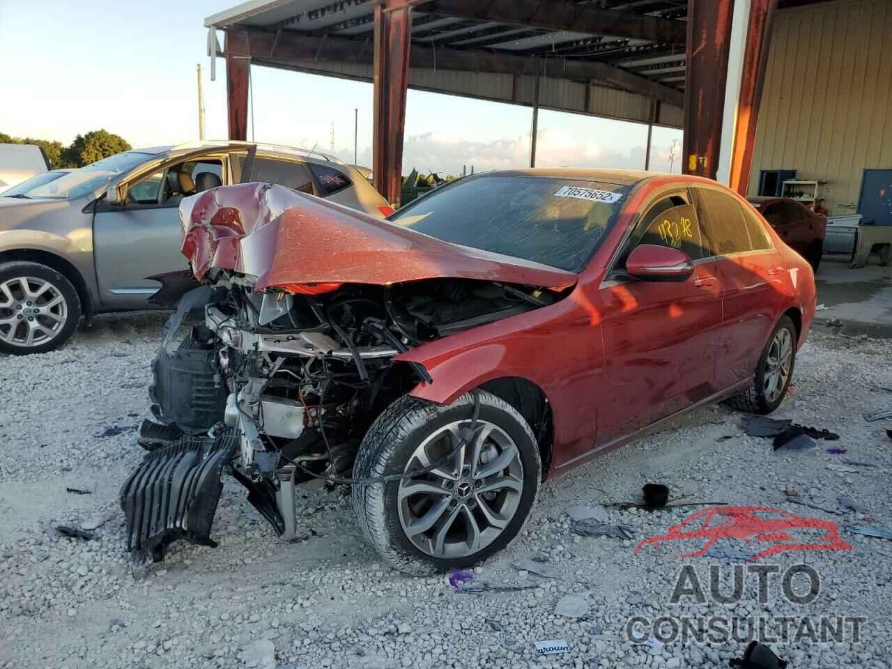 MERCEDES-BENZ C-CLASS 2017 - 55SWF4KB9HU220523