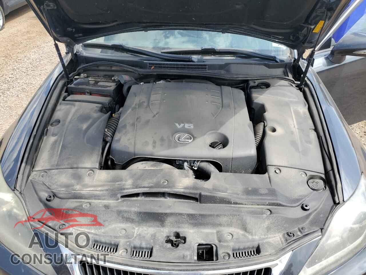 LEXUS IS 2011 - JTHBF5C25B5144410