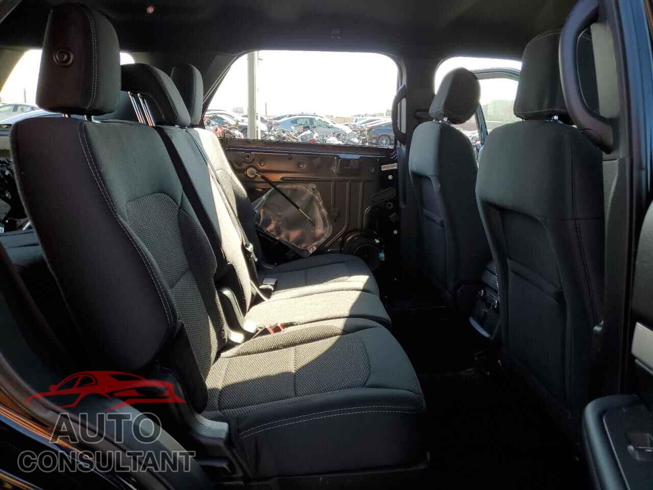 FORD EXPLORER 2017 - 1FM5K7D87HGD64181