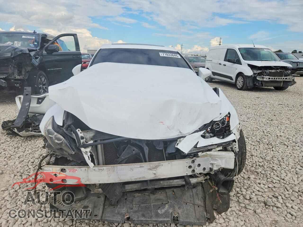 LEXUS IS 2016 - JTHBE1D25G5025855