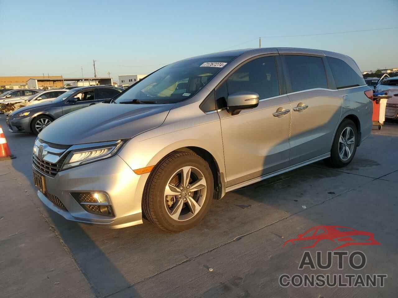 HONDA ODYSSEY 2019 - 5FNRL6H82KB120401