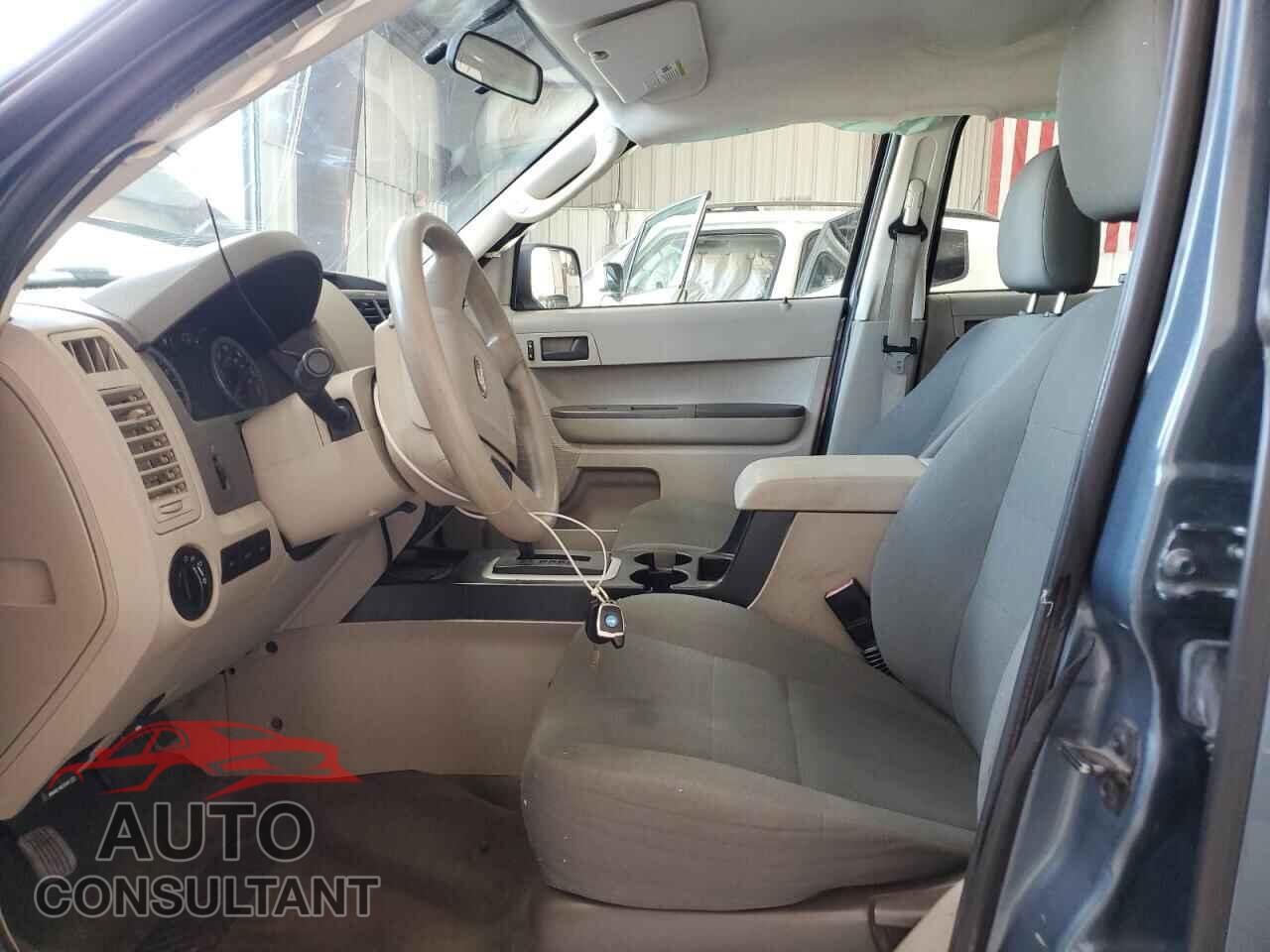 FORD ESCAPE 2011 - 1FMCU9C77BKB96701