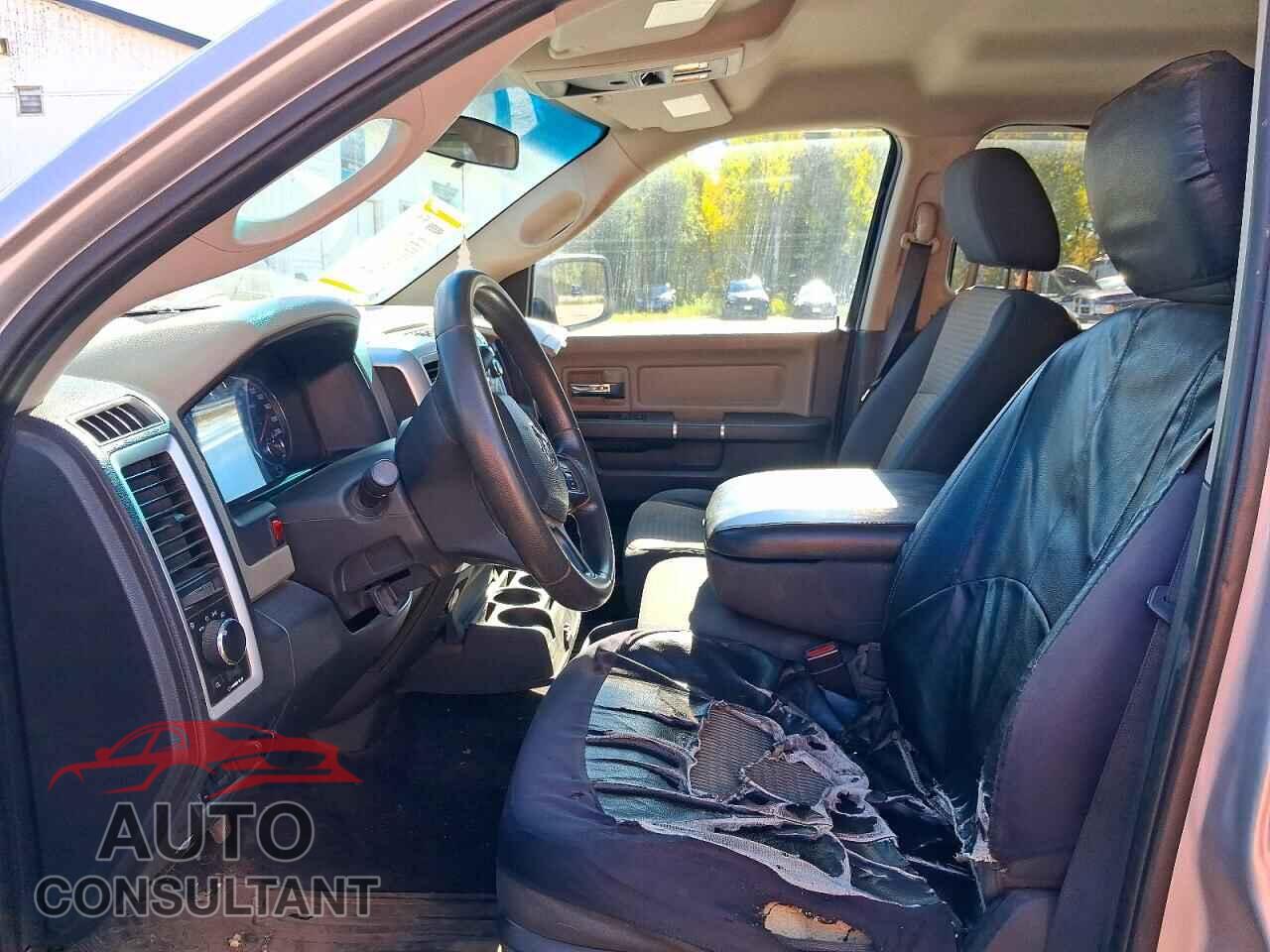 DODGE RAM 1500 2012 - 1C6RD7LT8CS243405