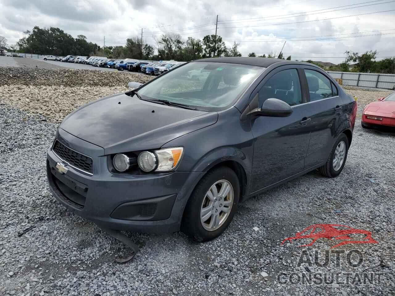CHEVROLET SONIC 2013 - 1G1JC5SG6D4183057