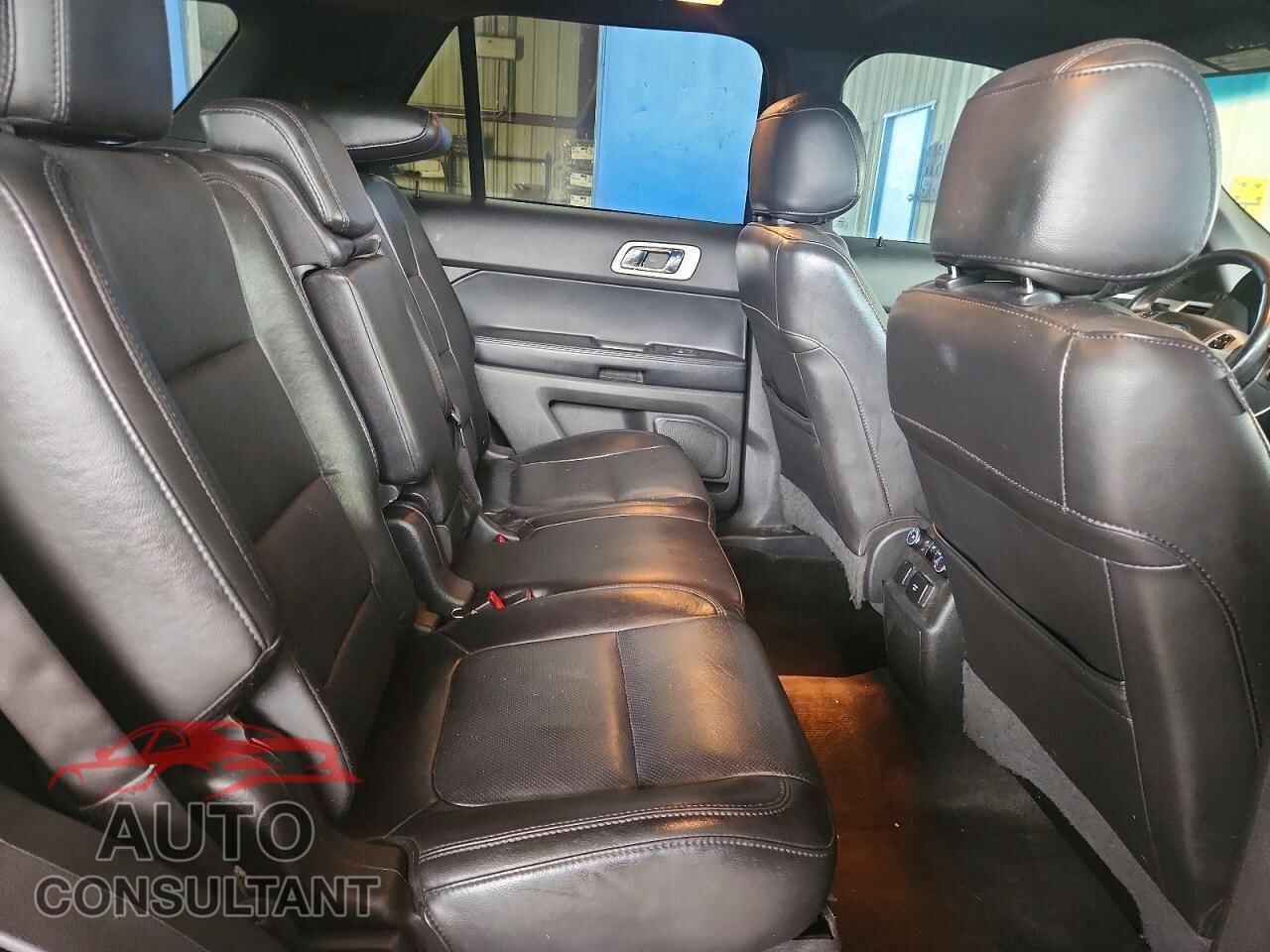FORD EXPLORER 2015 - 1FM5K7F81FGC21964