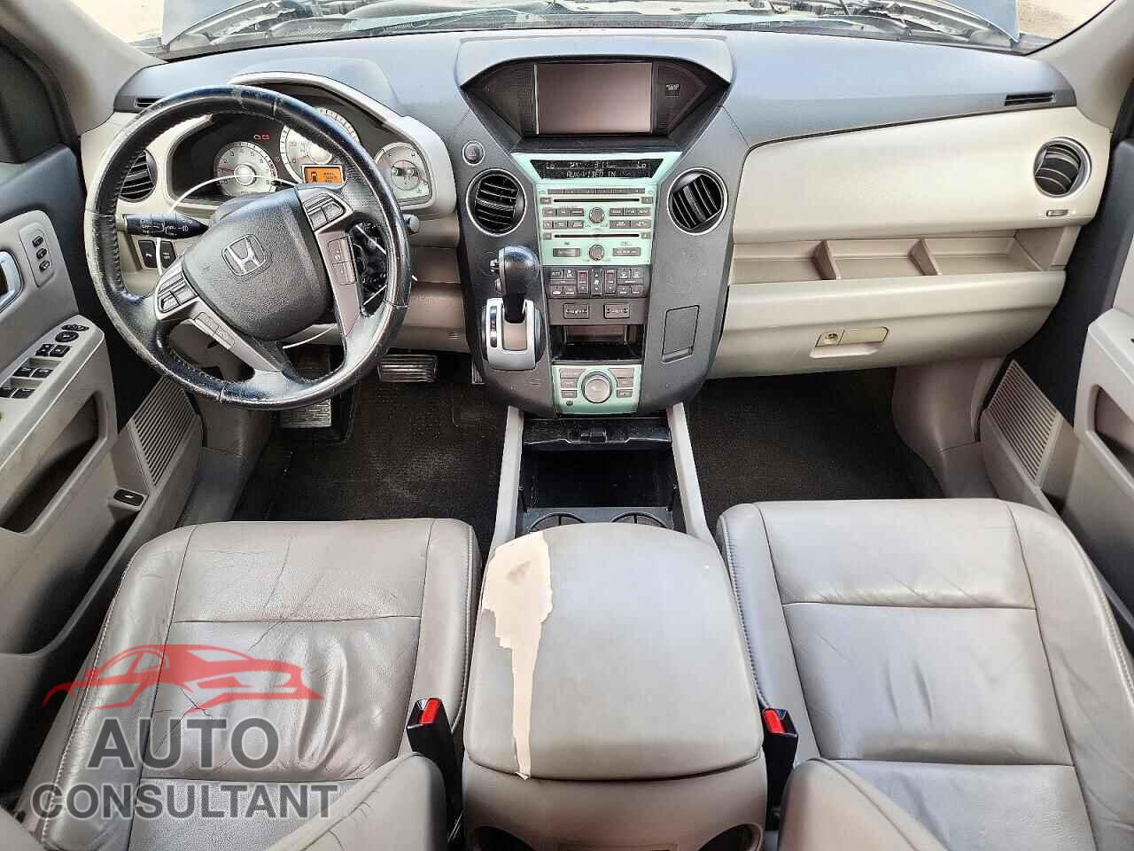 HONDA PILOT 2011 - 5FNYF3H93BB047405