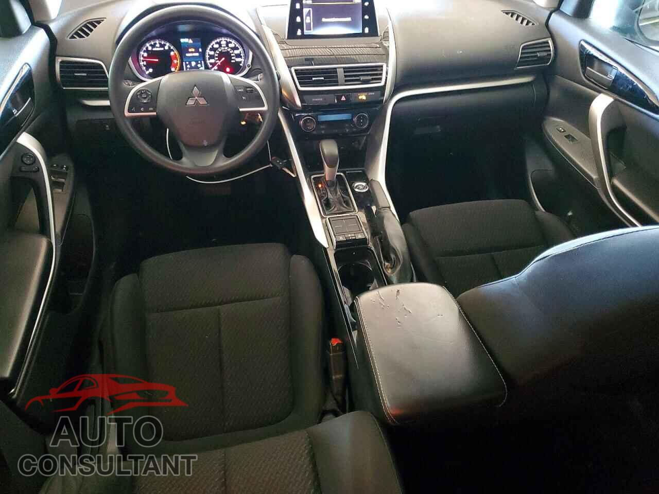 MITSUBISHI ECLIPSE 2018 - JA4AT4AA7JZ046524