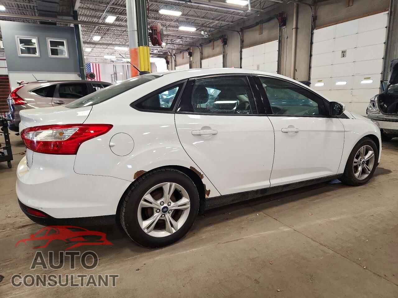 FORD FOCUS 2014 - 1FADP3F29EL299989