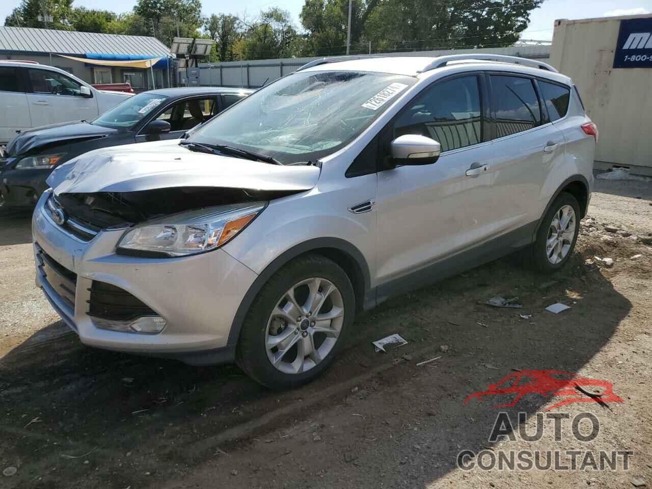 FORD ESCAPE 2015 - 1FMCU9J90FUC67610