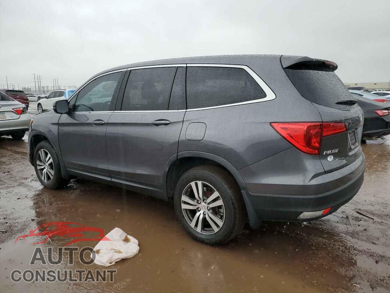 HONDA PILOT 2017 - 5FNYF6H5XHB050115