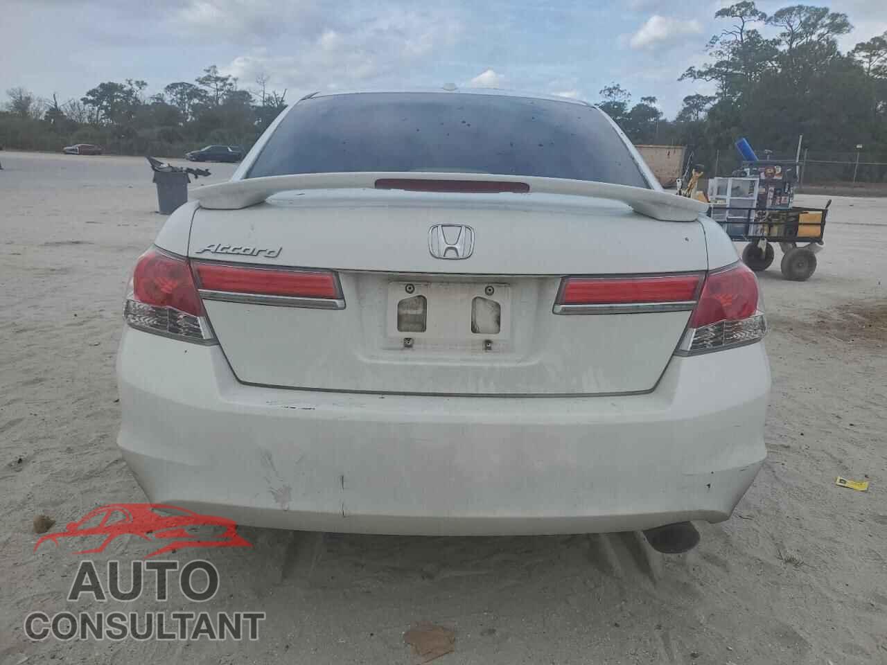 HONDA ACCORD 2012 - 1HGCP2F81CA142844
