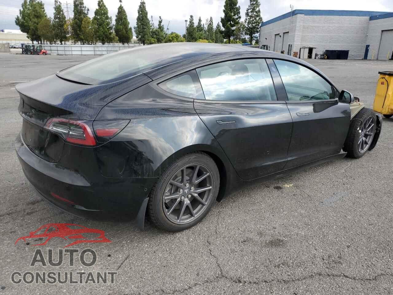TESLA MODEL 3 2018 - 5YJ3E1EA7JF151703