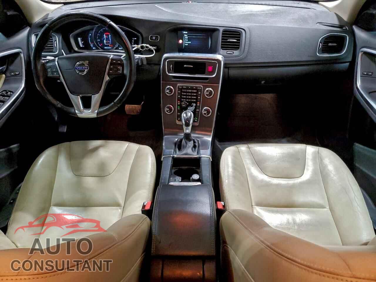 VOLVO S60 2016 - YV1612TK2G2415930