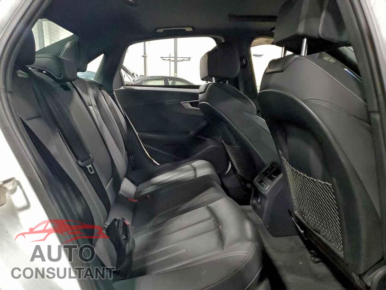 AUDI A4 2020 - WAUDNAF43LN005295
