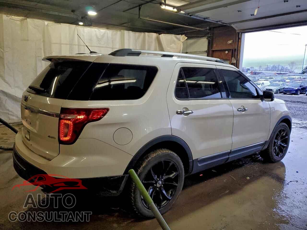 FORD EXPLORER 2011 - 1FMHK8F88BGA49820