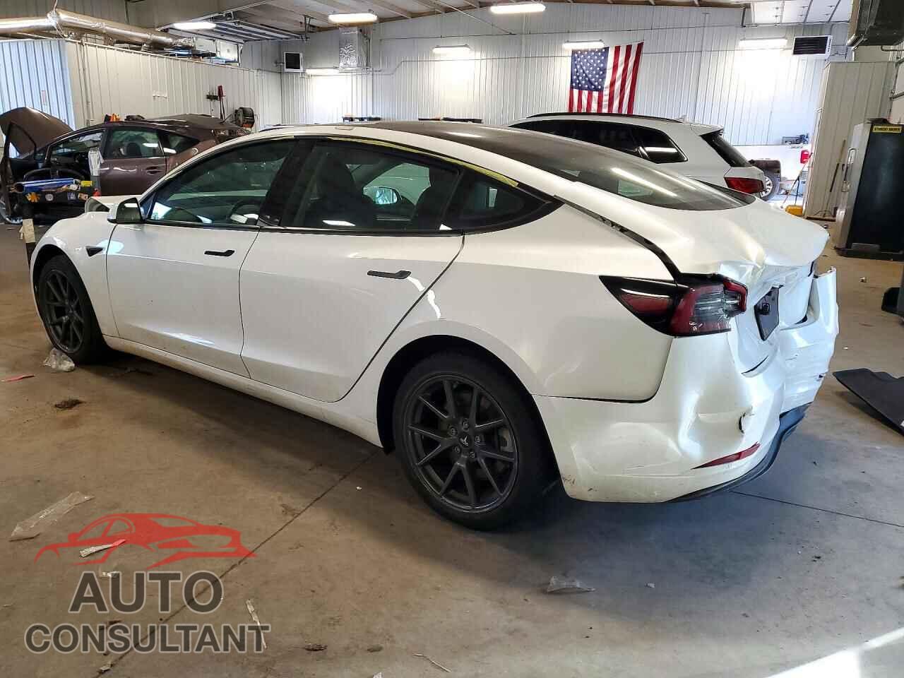 TESLA MODEL 3 2023 - 5YJ3E1EA0PF489176